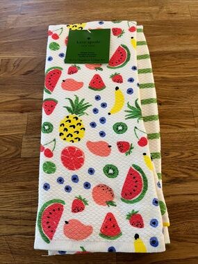 NWT Kate Spade Set Of Two Kitchen Towels